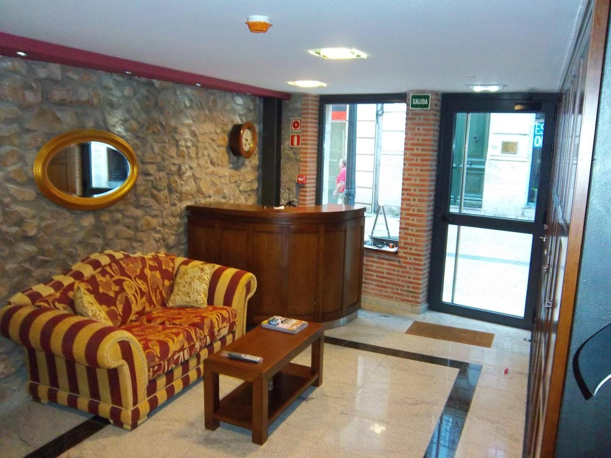 Apartamentos Entrepalacios أفيليس المظهر الخارجي الصورة