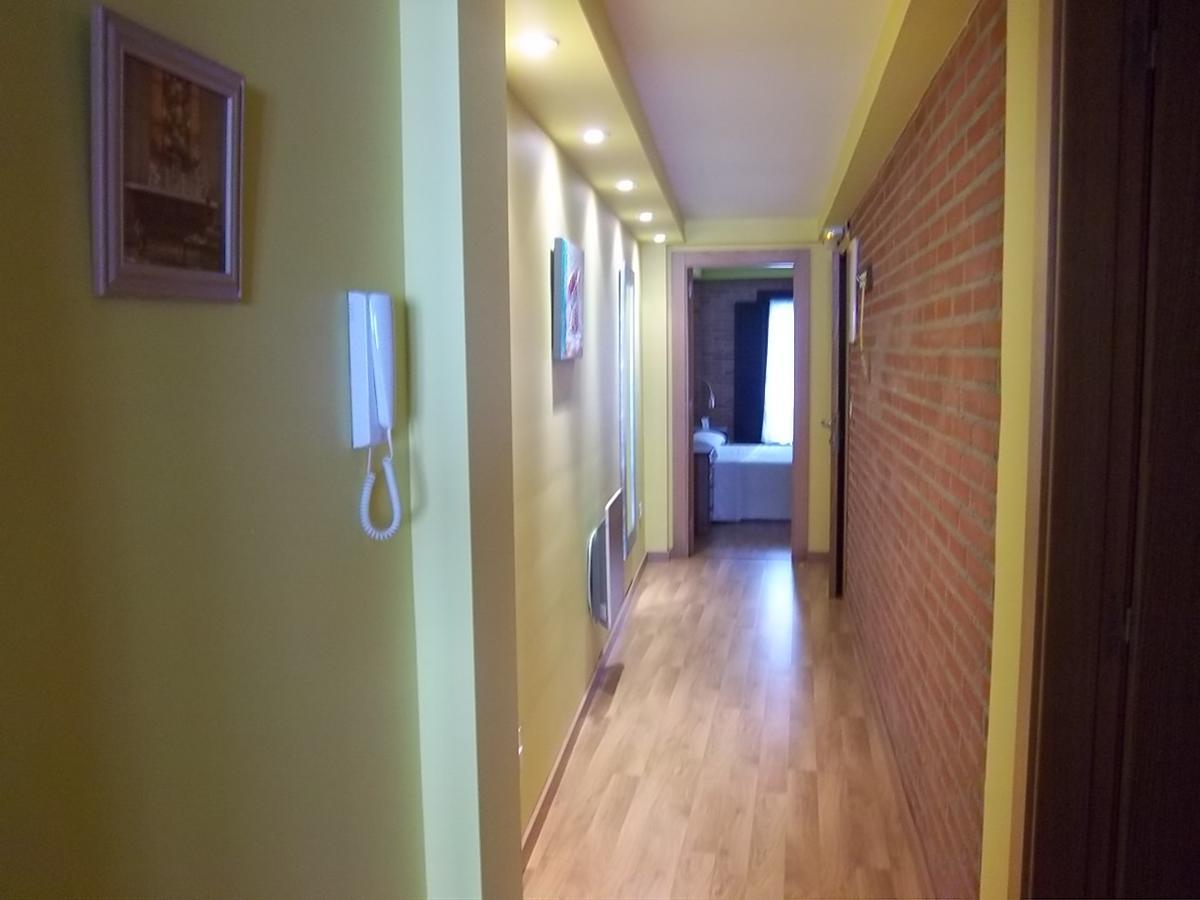 Apartamentos Entrepalacios أفيليس المظهر الخارجي الصورة